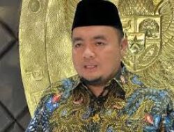 Gelaran Pilkada 2024, KPU Ikuti Putusan MK Soal Aturan Usia Calon Kepala Daerah