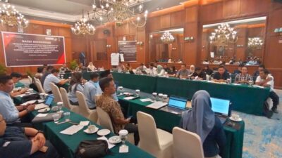 Jelang Pilkada 2024, KPU Kaltim Sosialisasikan Penggunaan Alat Peraga Kampanye Paslon Kepala Daerah