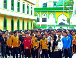 Pesan Rusmadi Saat Lepas Jalan Sehat di Peringatan Hari Santri 2024