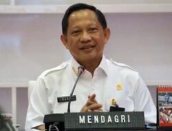 Rapat Bersama Kepala Daerah, Tito Karnavian Pastikan Pengangkatan CPNS dan PPPK Selesai pada Juni dan Oktober 2025