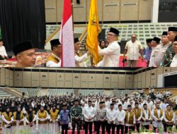 Lepas Calon Jemaah Haji Samarinda, Andi Harun Berikan Uang Saku Perjalanan Sebesar 100 Riyal ke Setiap Jemaah
