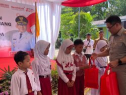 Apresiasi Pembagian Buku Gratis, DPRD Samarinda:  Diharapkan Ringankan Beban Ekonomi Keluarga Siswa