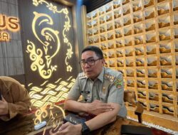 Wali Kota Samarinda Hentikan Sementara PenjualanPerlengkapan Siswa di Sekolah, Siapkan Aturan Baru untuk Koperasi