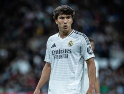 Gonzalo García Naik ke Tim Utama Real Madrid, Pakai Nomor Punggung 16