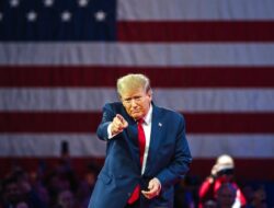 Trump Niat Ubah Nama Pentagon jadi Departemen Perang