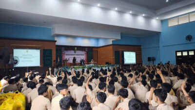 Upaya mencegah perundungan (bullying) dan menangkal masuknya paham radikal kembali menjadi perhatian di MAN 2 Samarinda