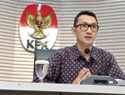 KPK Geledah Rumah dan Kantor Kajari HSU Usut Dugaan Pemerasan