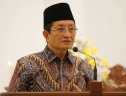 Hadiri Perayaan Natal di Gereja Katedral Hati Tersuci Maria, Ini Pesan Menteri Agama