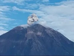 Aktivitas Gunung Semeru Meningkat, Awan Panas Guguran Capai 6 Km