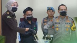 Kapolres Berau, Ridho Tri Putranto saat memimpin pers rilis kasus ungkapan 10 Kg narkoba jenis sabu