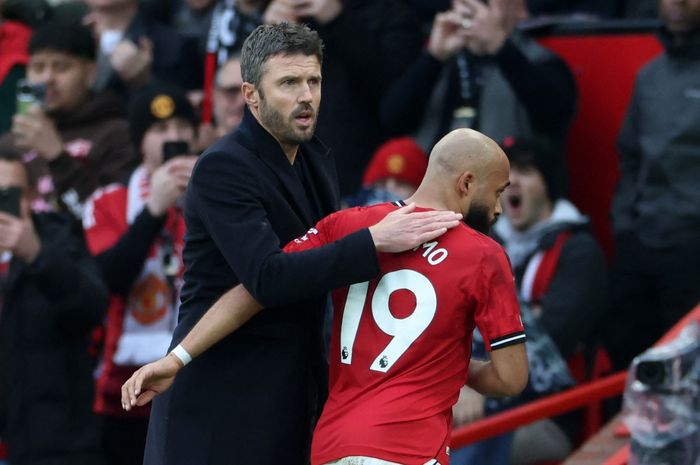 Manchester United mengalami kekalahan perdana di era Michael Carrick.