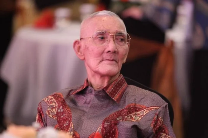 Try Sutrisno, Wakil Presiden ke-6 Republik Indonesia