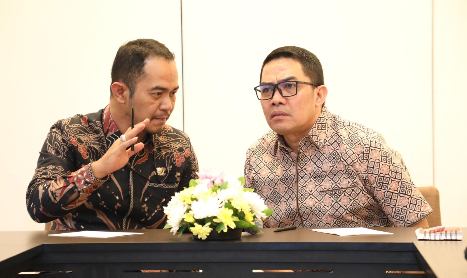 Wali Kota Samarinda Andi Harun (kanan) saat mengunjungi Kementerian Dalam Negeri (Kemendagri)