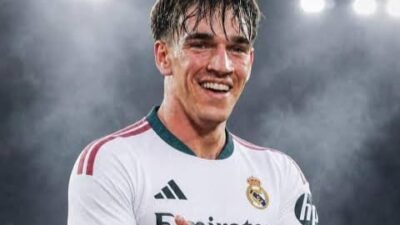 Real Madrid Rekrut Carlos Espí dari Levante