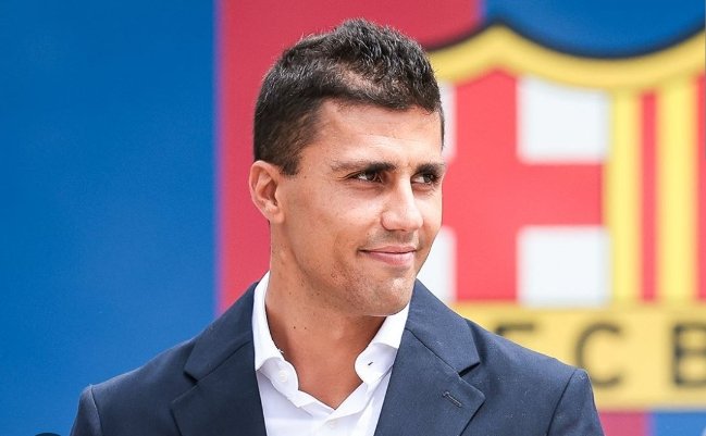 Barcelona Resmi Datangkan Rodri