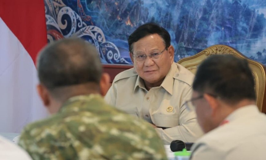 Presiden RI Prabowo Subianto meminta aparat penegak hukum tidak berhenti pada upaya pemadaman kebakaran hutan dan lahan (karhutla).