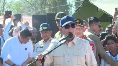 Prabowo Tinjau Pengungsian Korban Gempa NTT