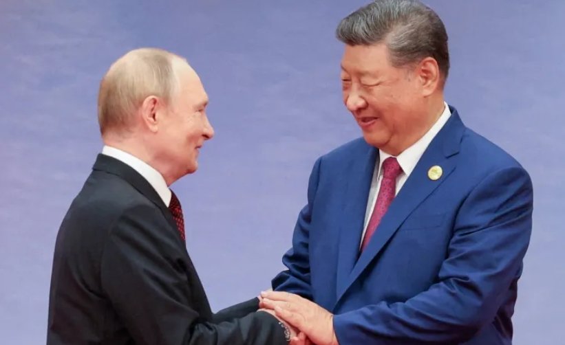 Presiden Rusia Vladimir Putin bertemu Presiden China Xi Jinping