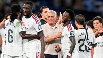 Real Madrid di bawak auhan Jose Mourinho