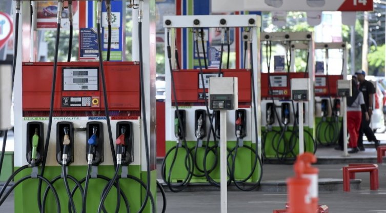 Harga Pertalite Dipastikan Tetap Rp10.000 hingga Akhir 2026