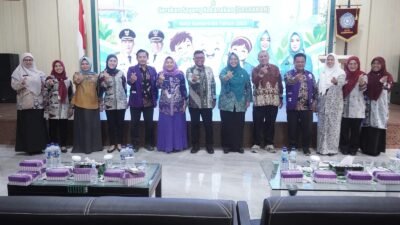 Kegiatan Pelatihan Kader Gerakan Menyikat Gigi Bersama Ibu dan Anak (GARASI ANAK) dan Gerakan Sayang Kekanakan (GASAKKAN) yang digelar di Aula PKK Kota Samarinda, Kamis (15/10/2026).