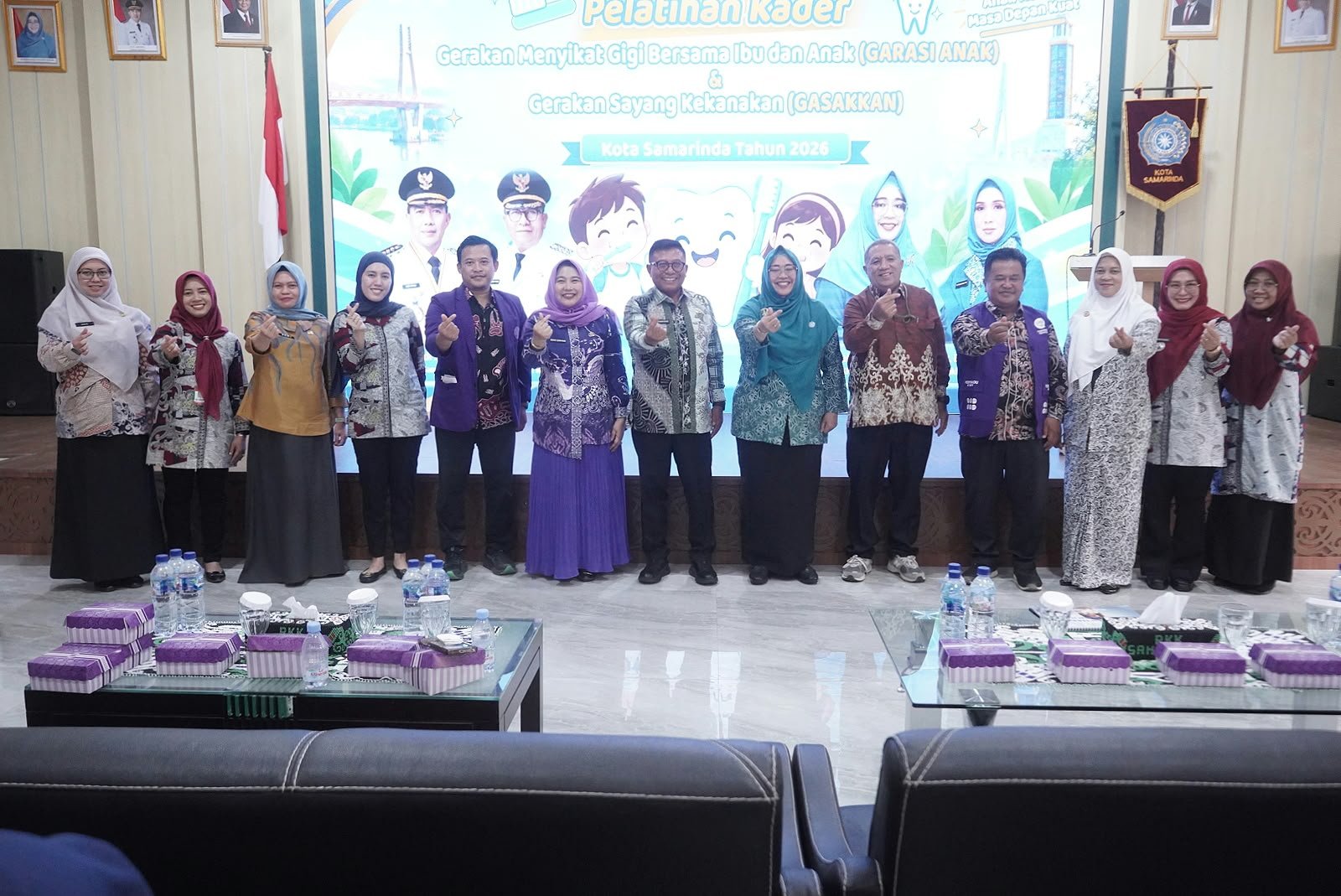 Kegiatan Pelatihan Kader Gerakan Menyikat Gigi Bersama Ibu dan Anak (GARASI ANAK) dan Gerakan Sayang Kekanakan (GASAKKAN) yang digelar di Aula PKK Kota Samarinda, Kamis (15/10/2026).