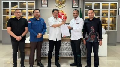 Bara Kaltim Sejahtera (BKS) menerima pengembalian kerugian dari yang diserahkan Kejaksaan Negeri (Kajari) Samarinda