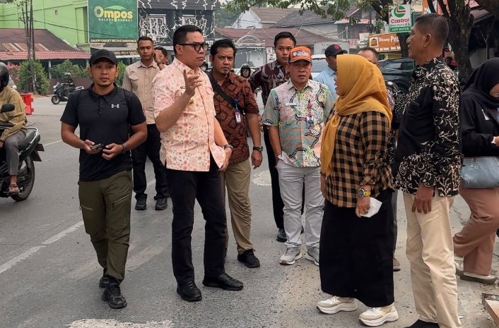 Wali Kota Andi Harun Tinjau Galian Kabel di Samarinda